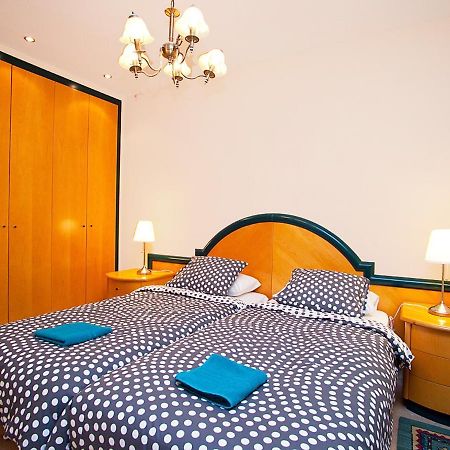Apartment Pg Gracia - Valencia By Interhome บาร์เซโลนา ภายนอก รูปภาพ