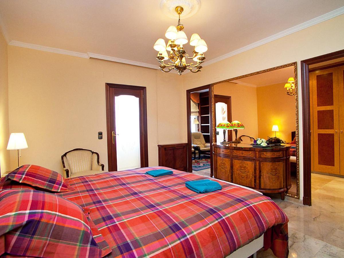 Apartment Pg Gracia - Valencia By Interhome บาร์เซโลนา ภายนอก รูปภาพ